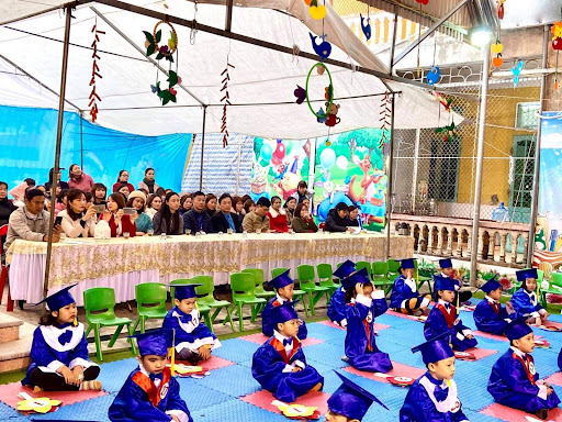 Lợi ích khi tổ chức chương trình Rung chuông vàng tiếng Anh cho trẻ mầm non