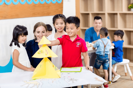 chủ đề dạy tiếng Anh mẫu giáo 4 tuổi hay, hấp dẫn